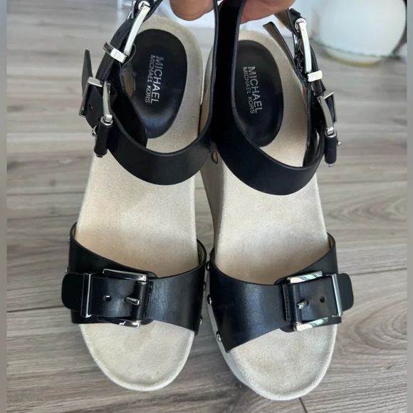 Colby Wedge Sandals - Picture 4 of 9